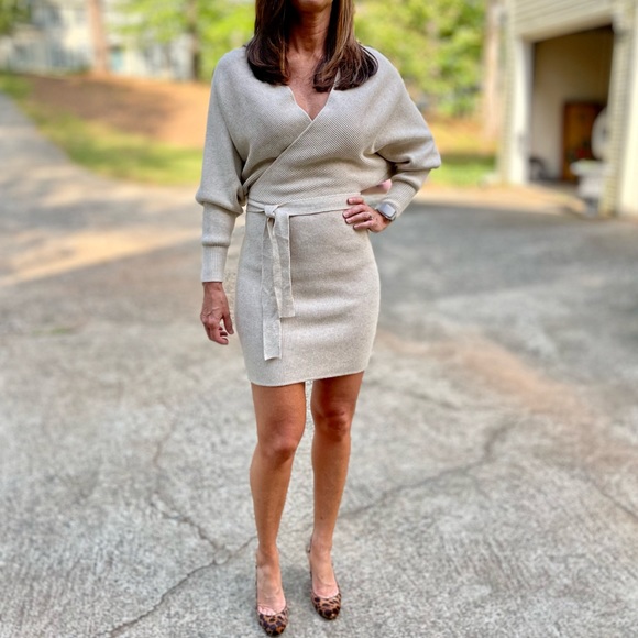 Gianni Bini Sweater Dress (Oatmeal Color) form fitting….worn once to a wedding - Picture 1 of 5